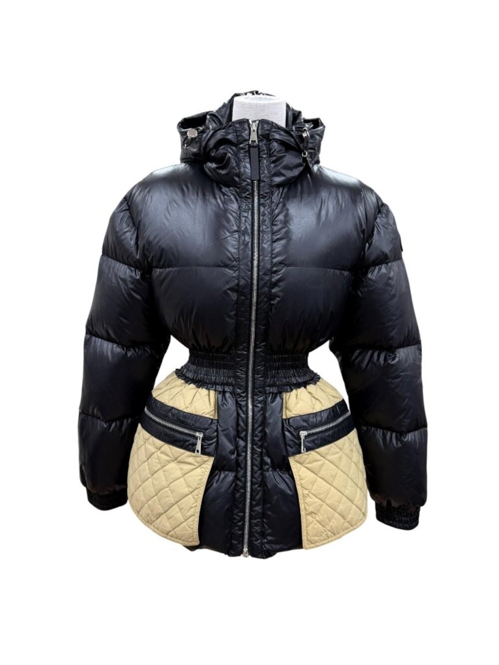 Moncler Genius 2 Patricia Logo Patch Hooded Down Coat Black Beige 00